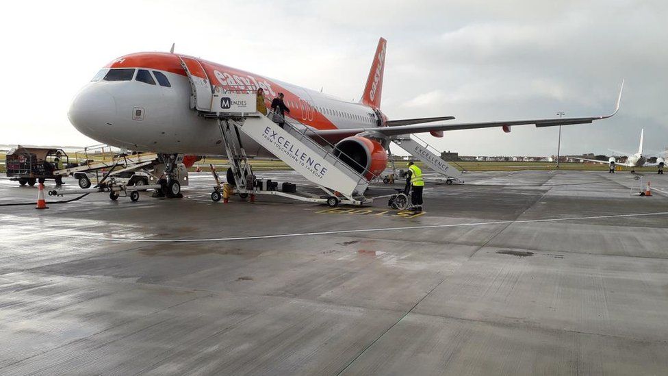 EasyJet has canceled a total of 1,700 flights scheduled between July and September