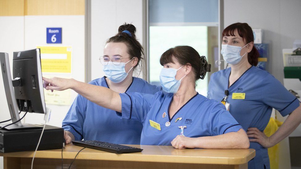 Nursing applications decline raises union concerns