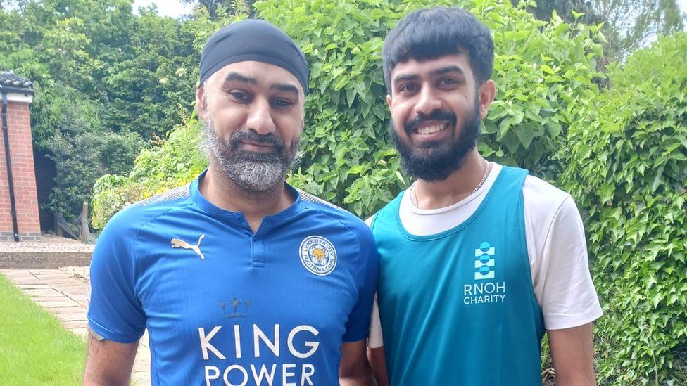 Son to run 15km in Leicester after father's rare tumor removal