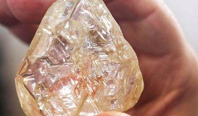Pria Bernama Jay Gofuni: Penemuan Berlian yang Mengagumkan di Vertguli Barat